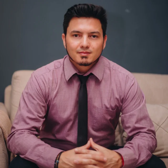 Adriano Silva